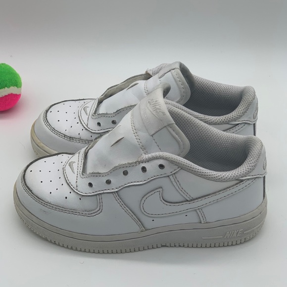 Air Force 1 w/out shoe strings - Picture 1 of 8